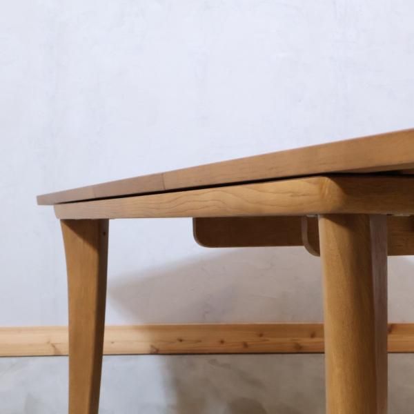 Karimoku(カリモク家具)のナラ材を使用したエクステンション