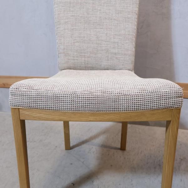 人気のkarimoku(カリモク家具)/Chitano(チターノ)よりダイニングチェア