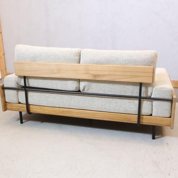 unico(ウニコ)のTREL(トレル) 2シーターソファです。シンプルで