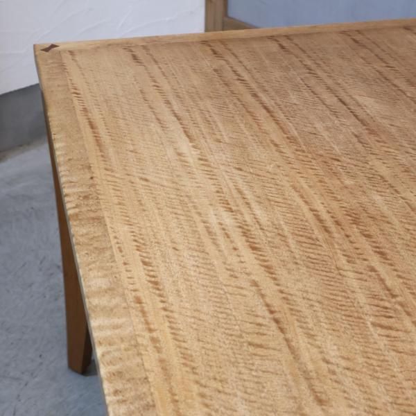 アクタス(ACTUS)で取り扱われていたBOSCO(ボスコ)の引出し付ダイニング