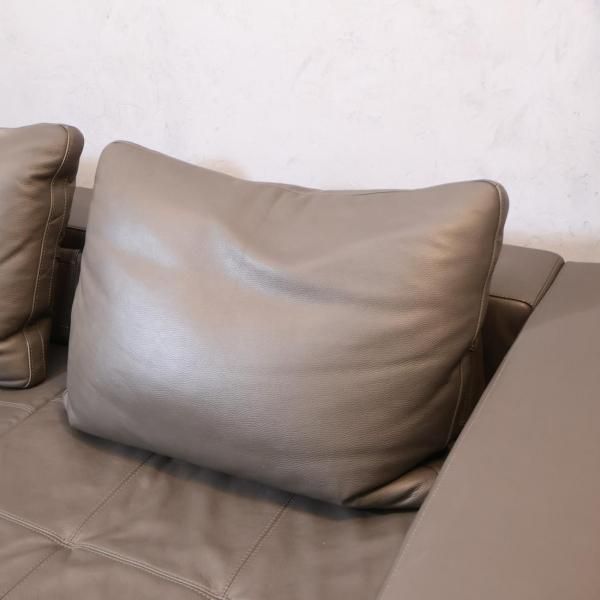 北欧デンマークのBoConcept(ボーコンセプト)のMezzo(メッツォ)の本革