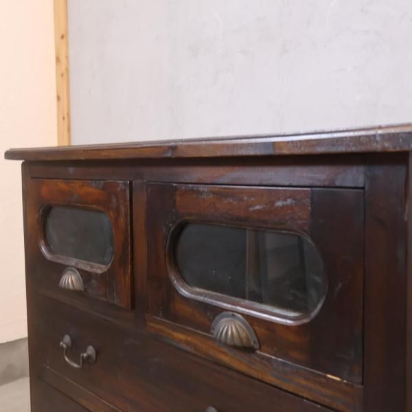 B-COMPANY(ビーカンパニー)の古木を使用したオリエンタルな4段チェスト