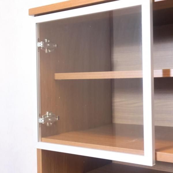 人気のunico(ウニコ)のSTRADA(ストラーダ)シリーズよりキッチンボード