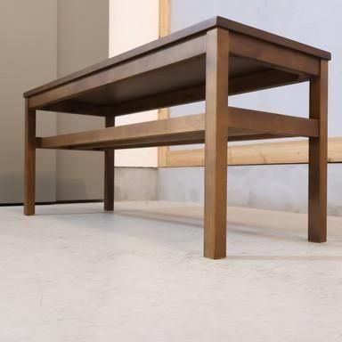 無印良品(MUJI)の稀少な木製ベンチ・板座・タモ材です。タモ無垢材を