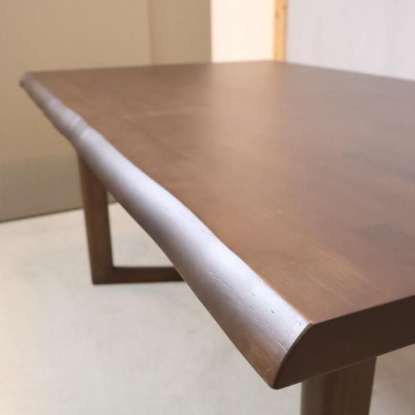 人気のkarimoku(カリモク家具)よりChitano(チターノ)のダイニング