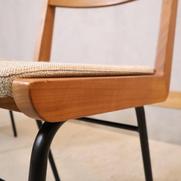 unico(ウニコ)のDIX(ディクス)シリーズのダイニングチェア 2脚セット