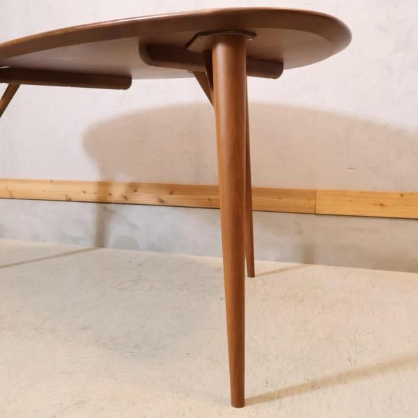 ACTUS(アクタス)のKULAUM(クラウム) ウォールナット材 ダイニング