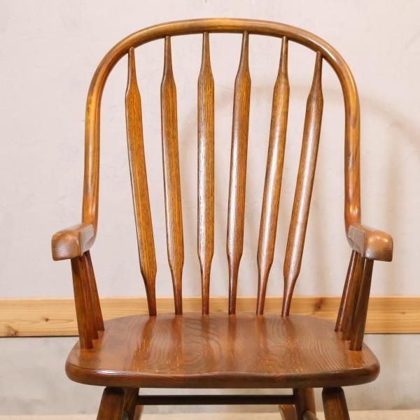 IDC大塚取り扱いShin Lee(シンリー)のレッドオーク材 ロッキングチェア