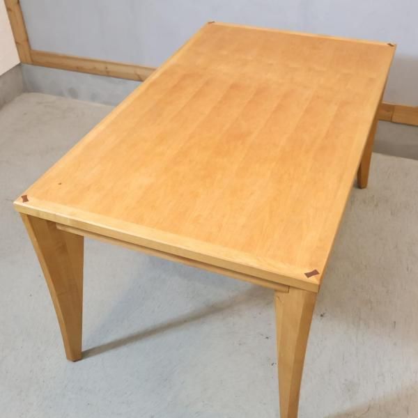 アクタス(ACTUS)で取り扱われていたBOSCO(ボスコ)の引出し付ダイニング