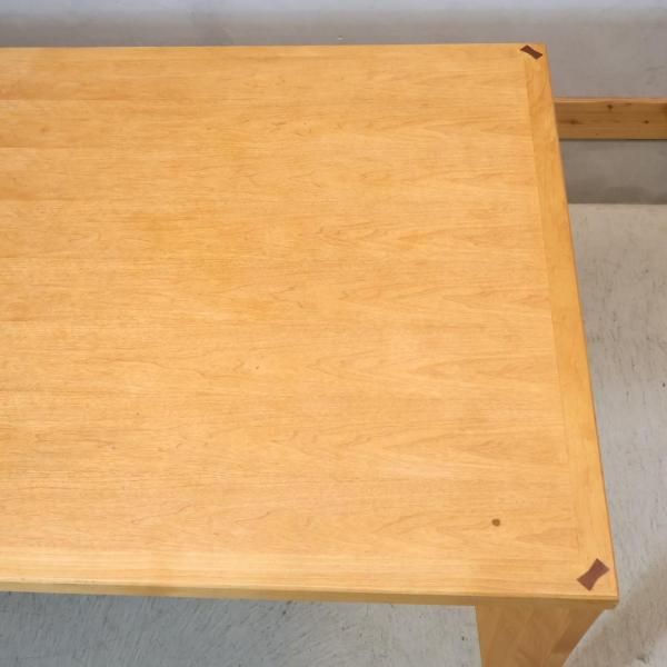 アクタス(ACTUS)で取り扱われていたBOSCO(ボスコ)の引出し付ダイニング