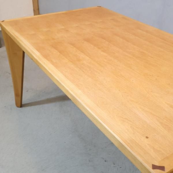 アクタス(ACTUS)で取り扱われていたBOSCO(ボスコ)の引出し付ダイニング