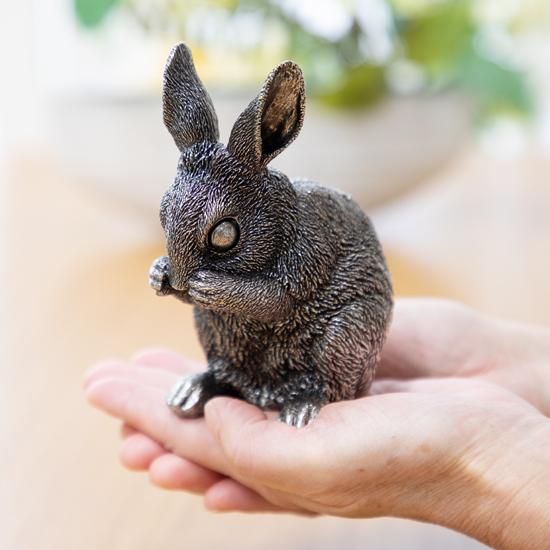 錫 置物 干支 うさぎ（卯） 黒漆加工 [No.186-4-B]｜薩摩錫器工芸館