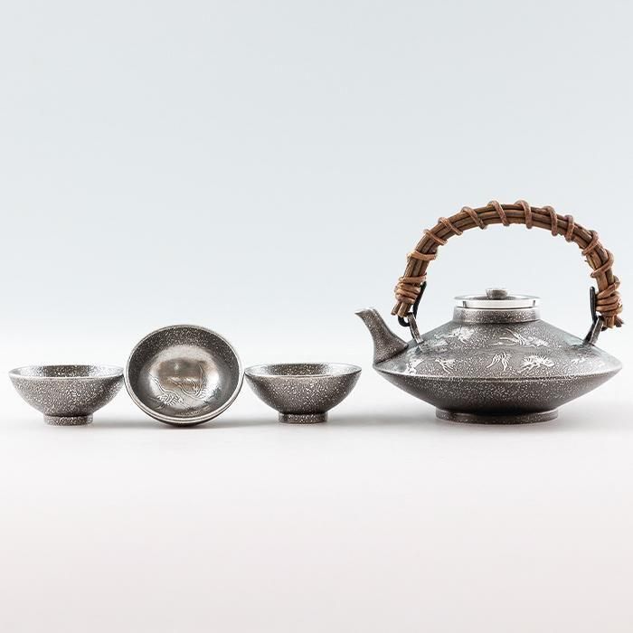 錫 黒じょか・ちょか 鶴 黒吹雪漆加工 盃3ヶ 260ml [No.57-2]｜薩摩錫