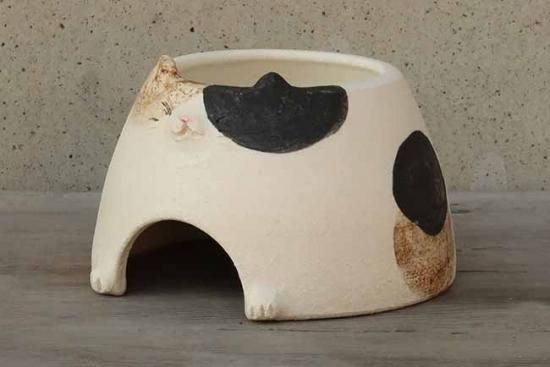 信楽焼〉ウェットシェルター 三毛猫M〈湿度82％〉Calico cat - SHELTER