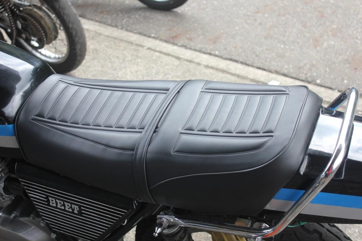 Z400FX/Z500FX/Z550FX 高品質 復刻シート 全年式OK - 旧車パーツ専門店