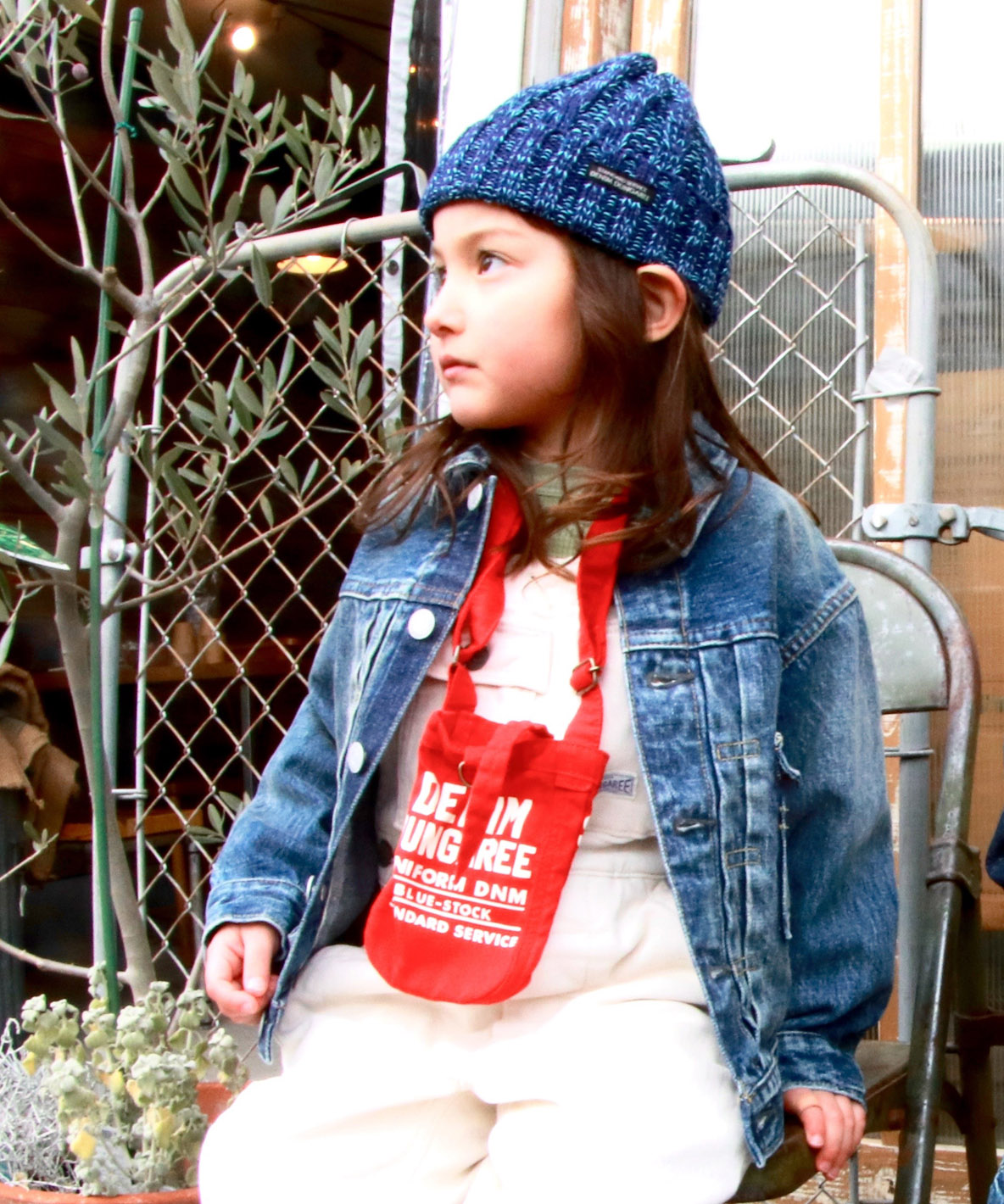 50546670101D.jpg?sr.dw=400