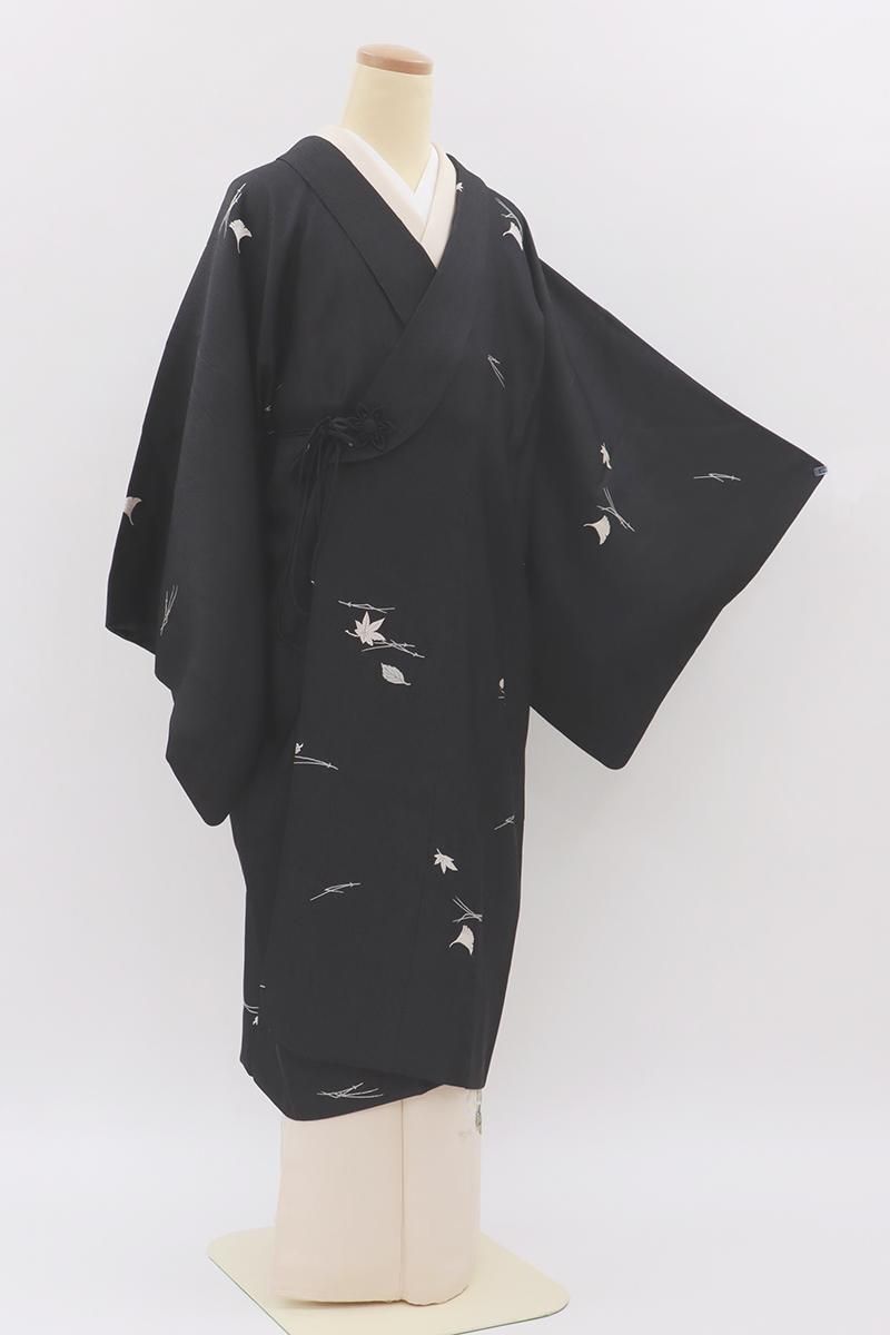銀座【E-2112】和装コート 黒色系 吹き寄せ文 :身丈108/裄69.5 - 銀座
