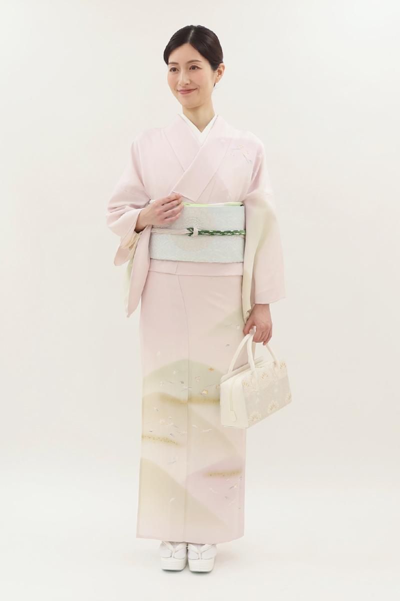 銀座【B-4070】単衣 訪問着 桜色 遠山暈かしに吹き寄せ文（反端付