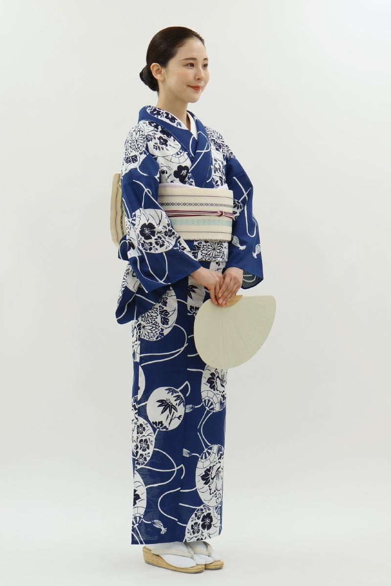 銀座【D-3785】綿絽 浴衣 紺青色 団扇に秋草文（反端付） :身丈160/裄