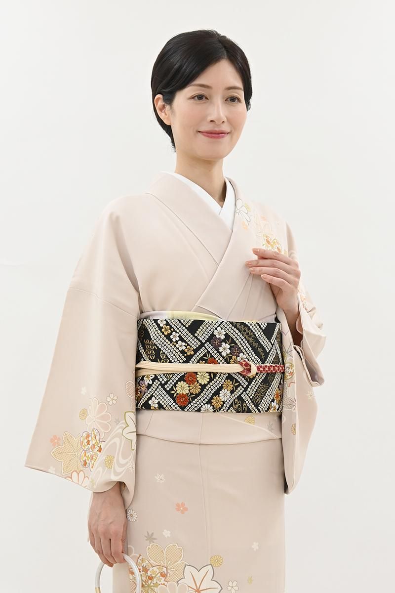 銀座【L-8493】袋帯 黒色 疋田の網代に四季花文 - 銀座きもの青木