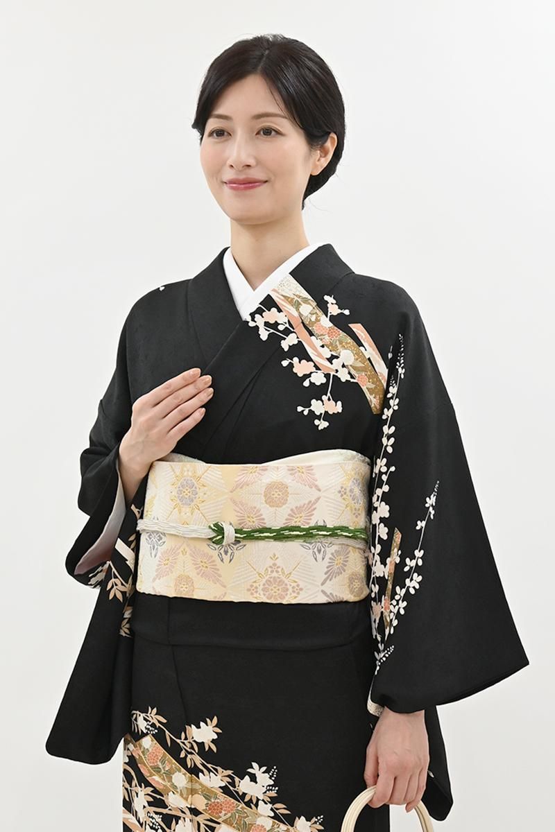 銀座【L-8497】袋帯 鳥の子色×乳白色 吉祥菊松文 - 銀座きもの青木