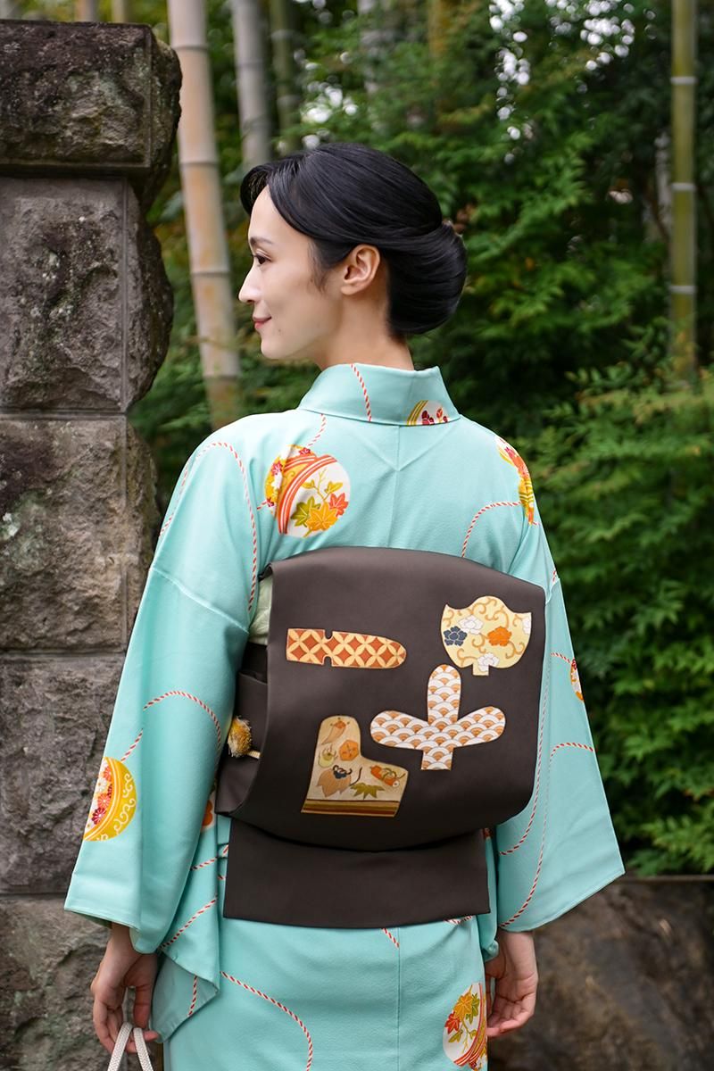 銀座【帯5860】塩瀬地 染名古屋帯 消炭色 古裂文（畳紙付） - 銀座