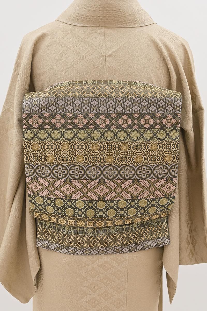 銀座【L-8626】西陣 陰山織物製 箔屋清兵衛 袋帯 薄黒色 横段に有職文