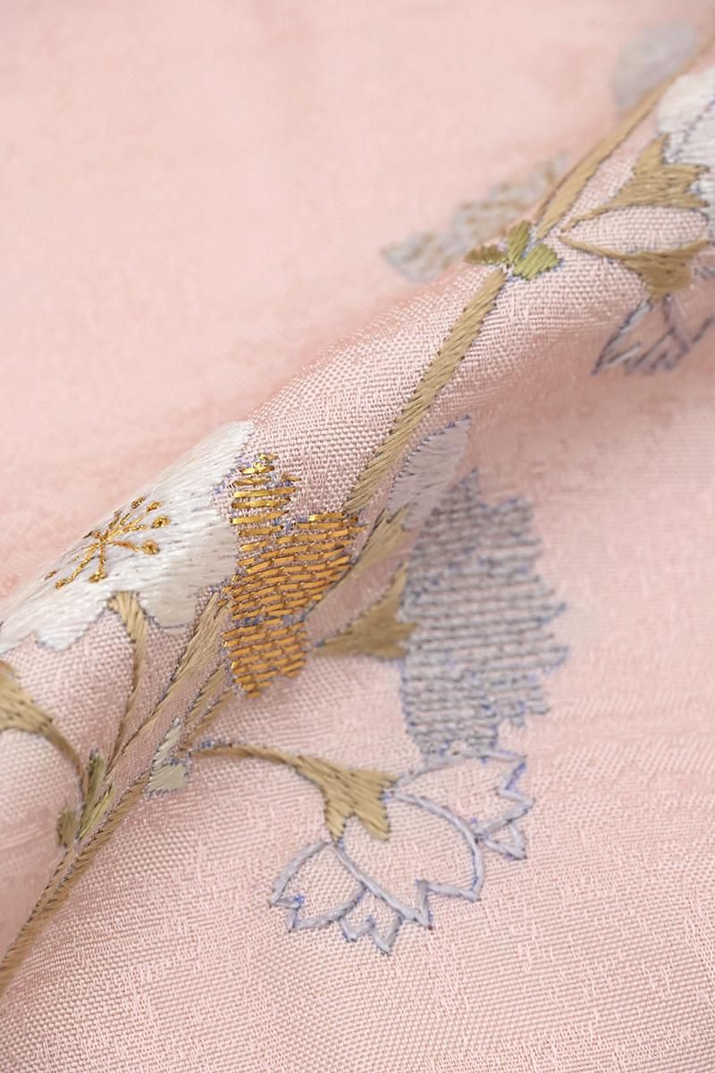 銀座【着物4724】西陣 山口美術織物製 刺繍 訪問着 聴色 桜の図（落款