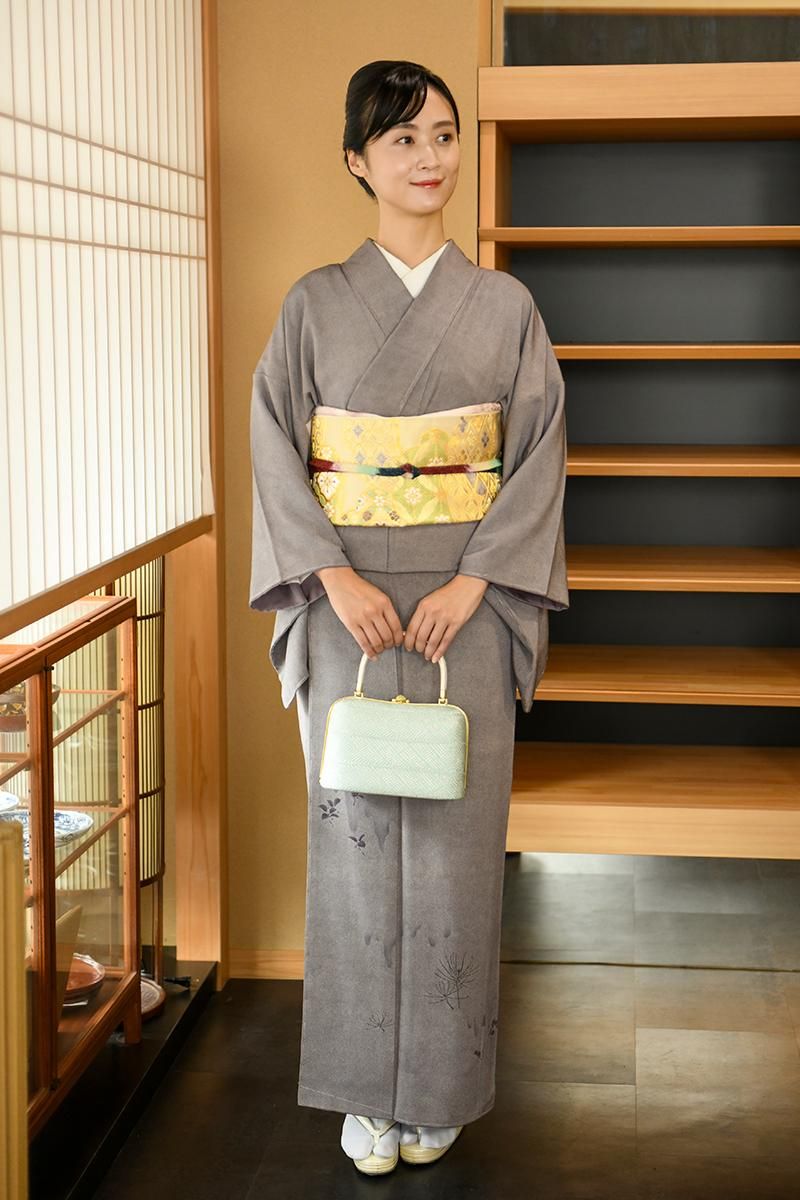 銀座【着物4723】人間国宝 小宮康孝作 江戸小紋 裾模様（落款入）:身丈