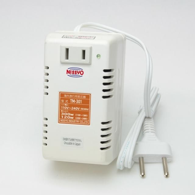 変圧器】【海外用】 日章工業 海外用変圧器 ステップダウントランス