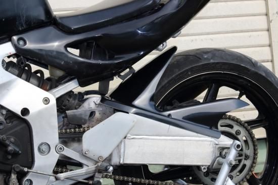 CBR250RR(MC22)用 90～ 黒ゲルリアフェンダー - M-DESIGNのウェブショップ