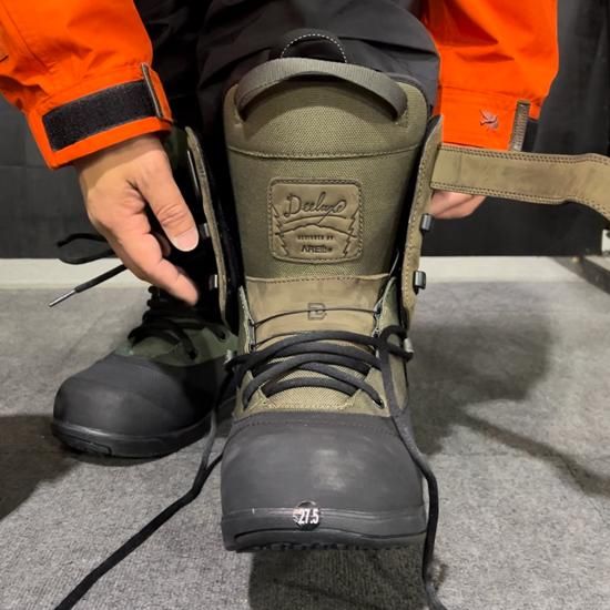 AREth アース × Deeluxe ディーラックス RIN リン (スノーボード用