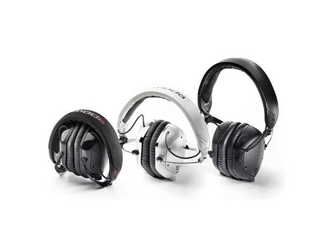 v-moda、50mm径デュアルダイアフラムドライバー搭載のヘッドホン