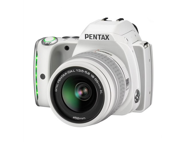 リコー、LEDボディライトが点灯する一眼レフ「PENTAX K-S1」 - 価格.com