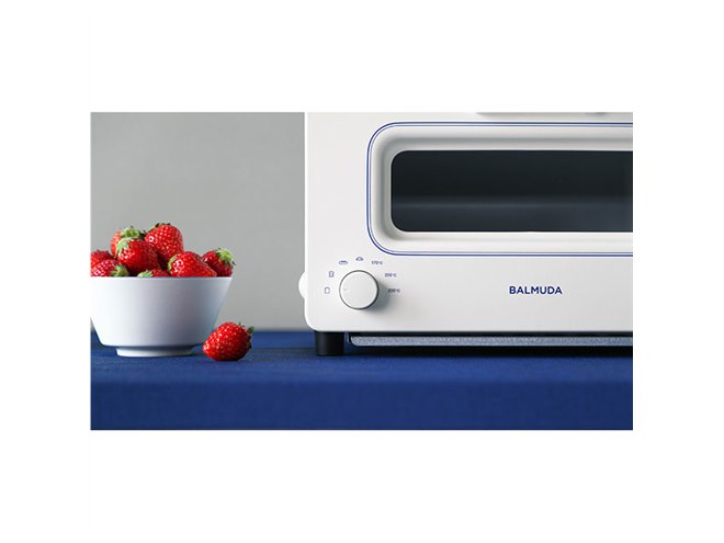 バルミューダ、「BALMUDA The Toaster」のホワイト×ブルーをオンライン