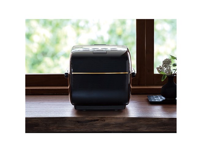 象印、“炎舞炊きの底IHヒーター”を増強した圧力IH炊飯ジャー「NW-LA型