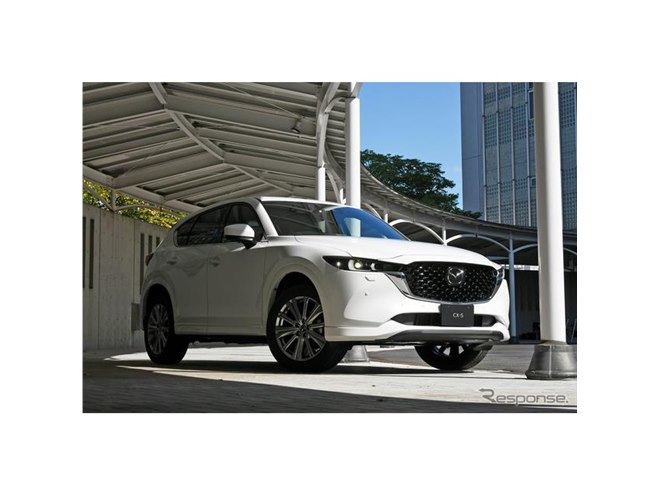 マツダ CX-5 改良新型】ボディ同色ガーニッシュが光る、最上級の