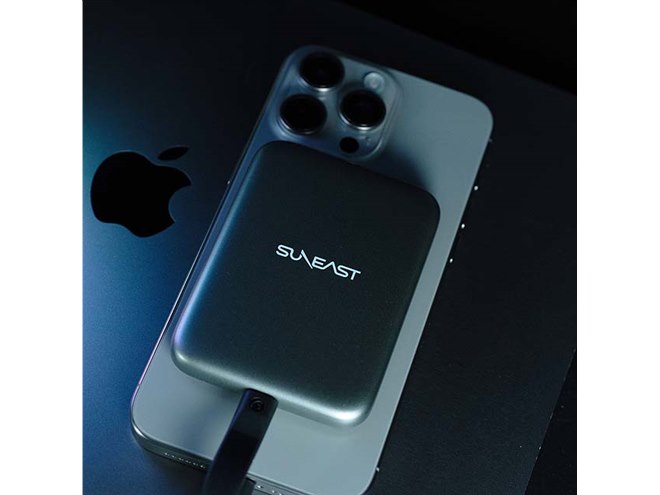 SUNEAST、MagSafe対応のUSB Type-C接続ポータブルSSD - 価格.com
