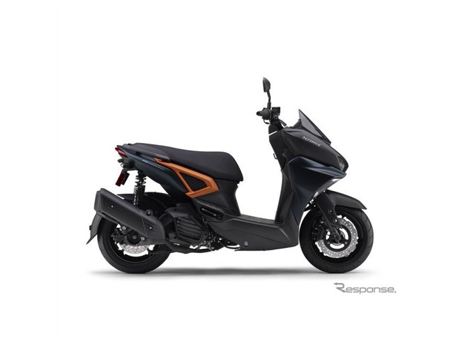 軽二輪スクーターのヤマハ『X FORCE』がマイチェン、ローダウンシート