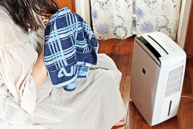 シャープ コンパクトクール CM-J100 価格比較 - 価格.com