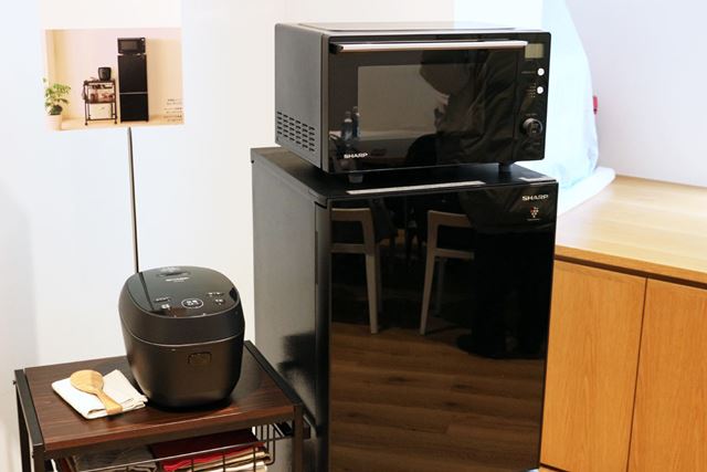 シャープ SJ-GD14F-B [ピュアブラック] 価格比較 - 価格.com