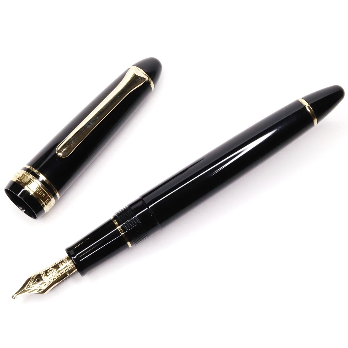 SNSで話題！ セーラー万年筆の「プロフィット ライト」が“初めての金