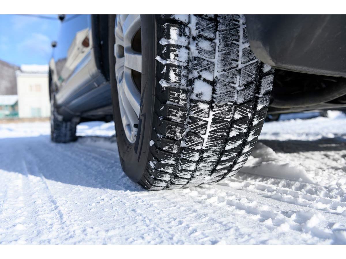 2026年》スタッドレスタイヤおすすめ14選！選び方や安く買うコツ