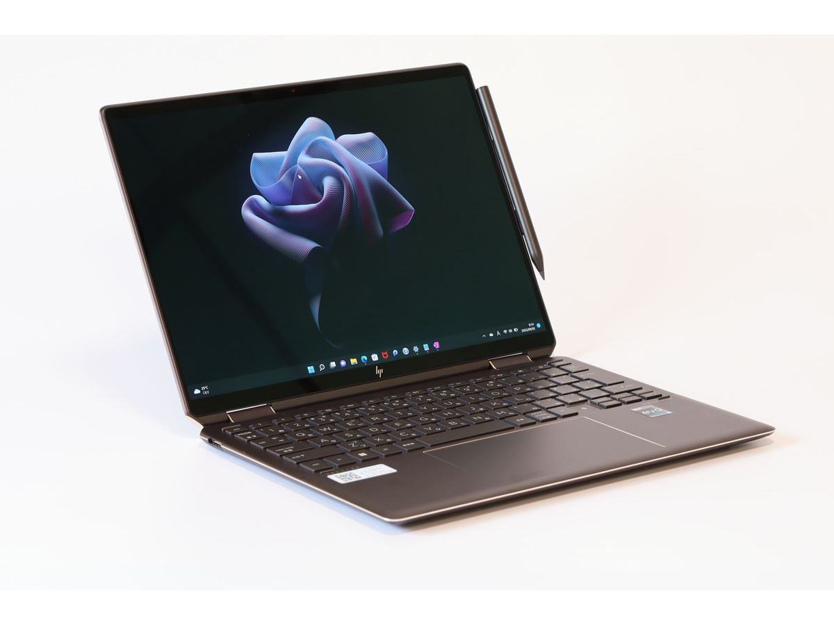 ビューティモード”付き500万画素Webカメラ搭載、日本HP「Spectre x360