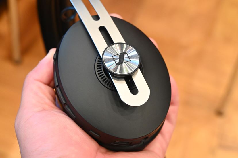 ゼンハイザーのノイキャンヘッドホン「MOMENTUM Wireless」の第3世代