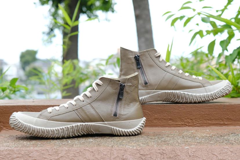 カンガルー革」なら残暑も快適!? 1年中履けるレザースニーカーを自腹で