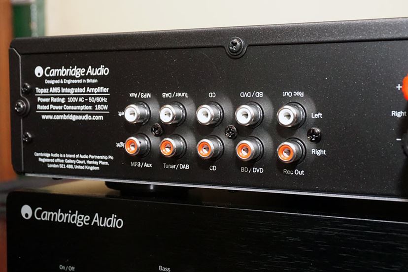 高コスパで話題のCambridge Audio「Topaz AM5」＆「Topaz CD5」を聴く