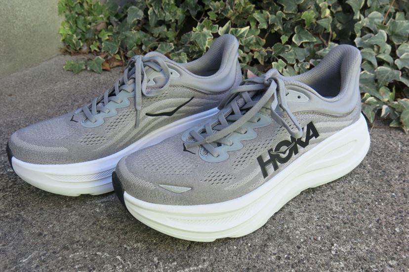 さらに厚底に！ 8→9へと進化したHOKAの名作「ボンダイ」は買いか