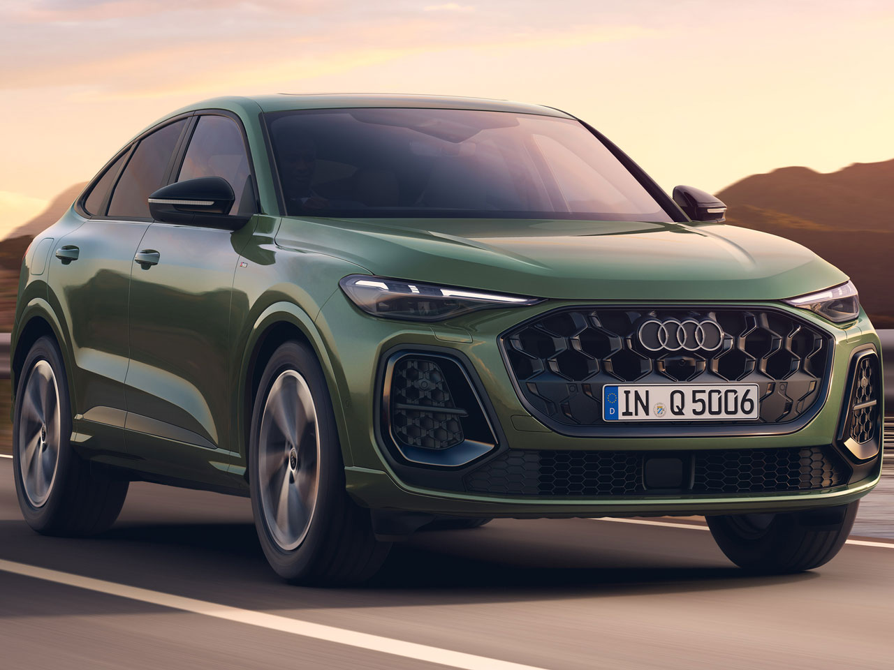 アウディ Q5 スポーツバック 2025年モデル TDI quattro 150kW advanced