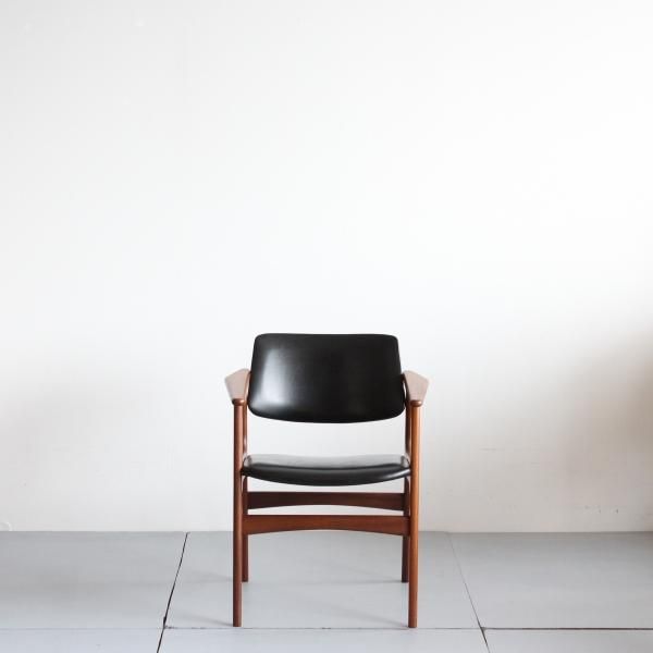 ビンテージ・アームチェア｜アルネ・ボッター｜karf・Blackboard
